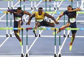 110m hurdles race